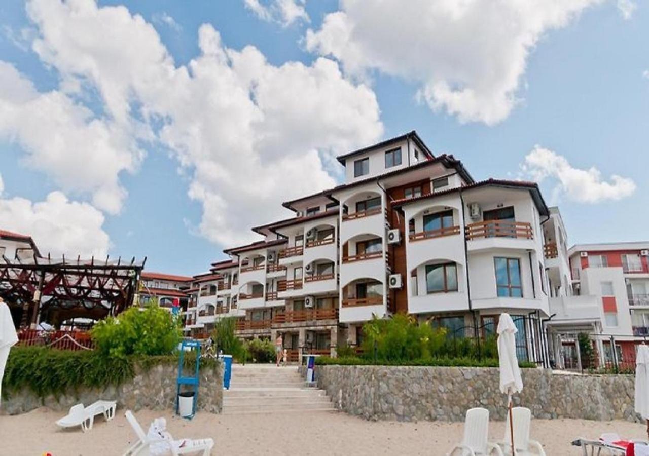 Robinson Beach Apartments Elenite Buitenkant foto