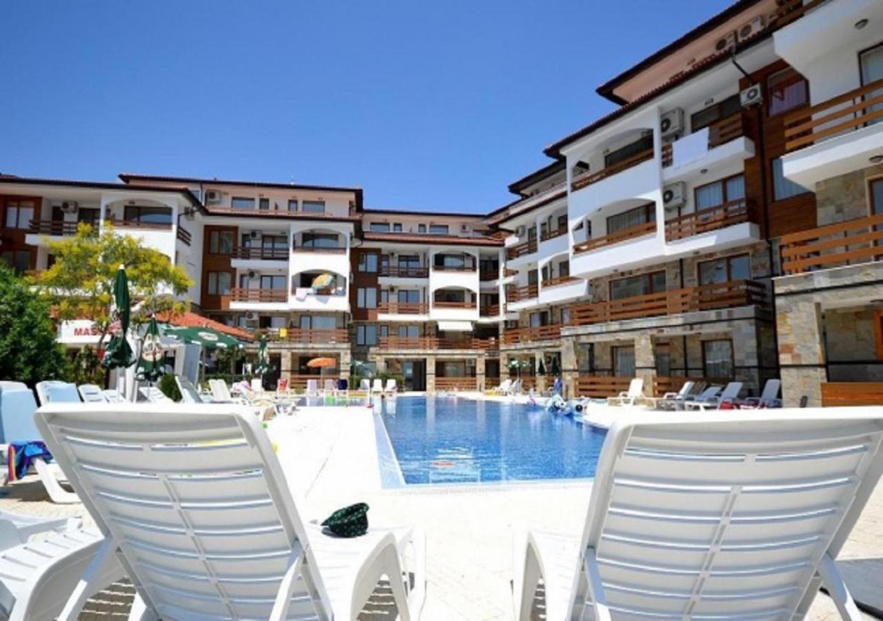 Robinson Beach Apartments Elenite Buitenkant foto