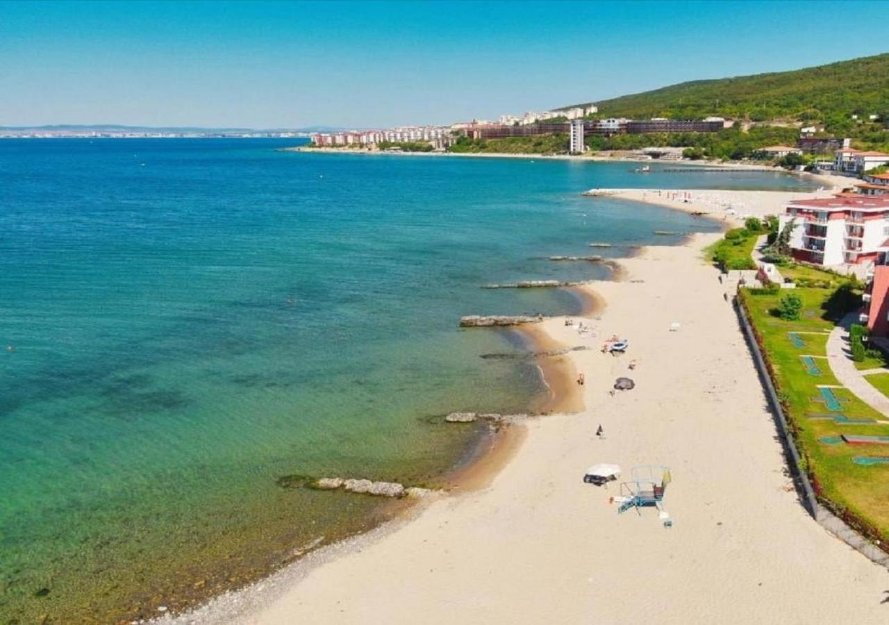 Robinson Beach Apartments Elenite Buitenkant foto