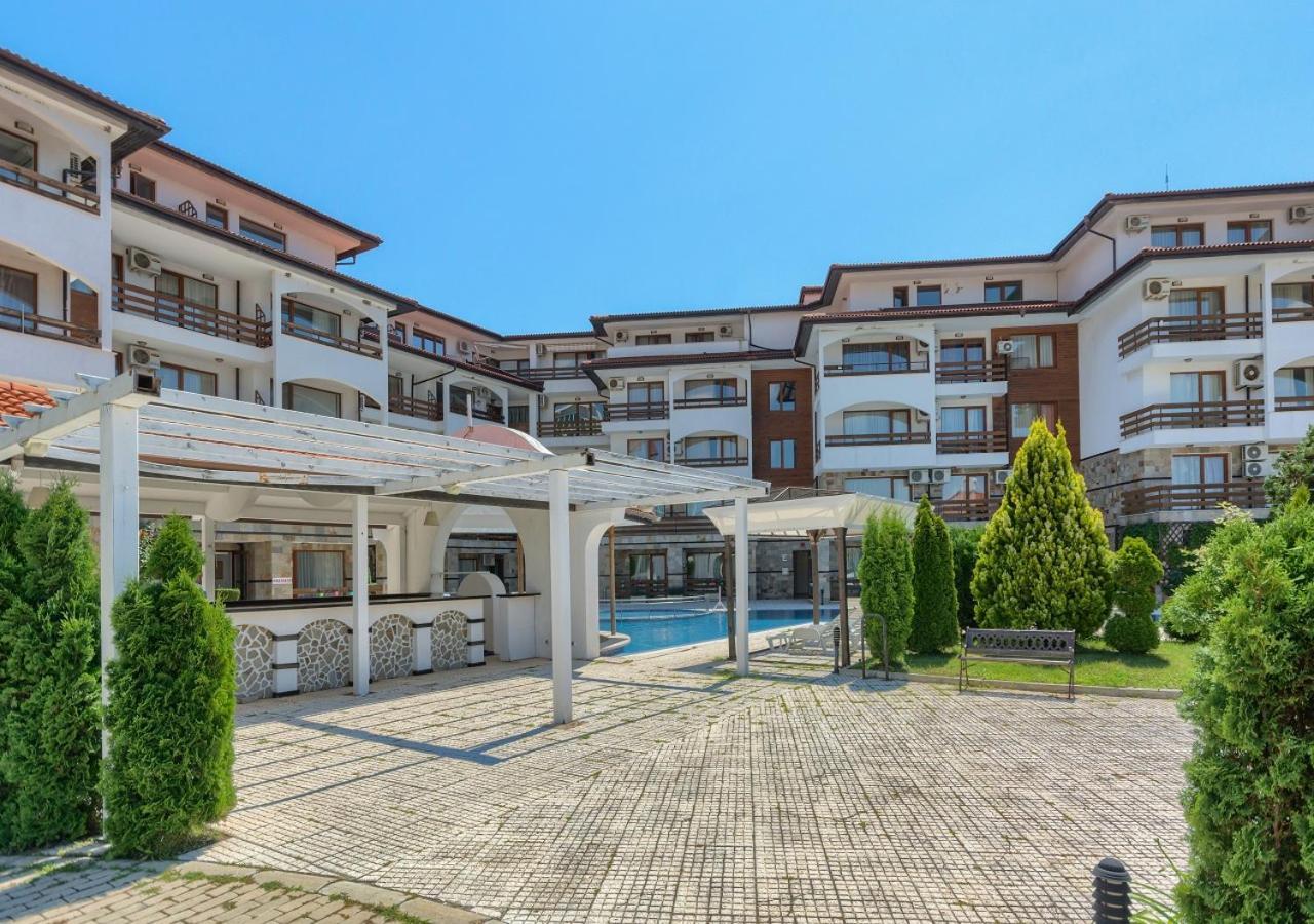 Robinson Beach Apartments Elenite Buitenkant foto