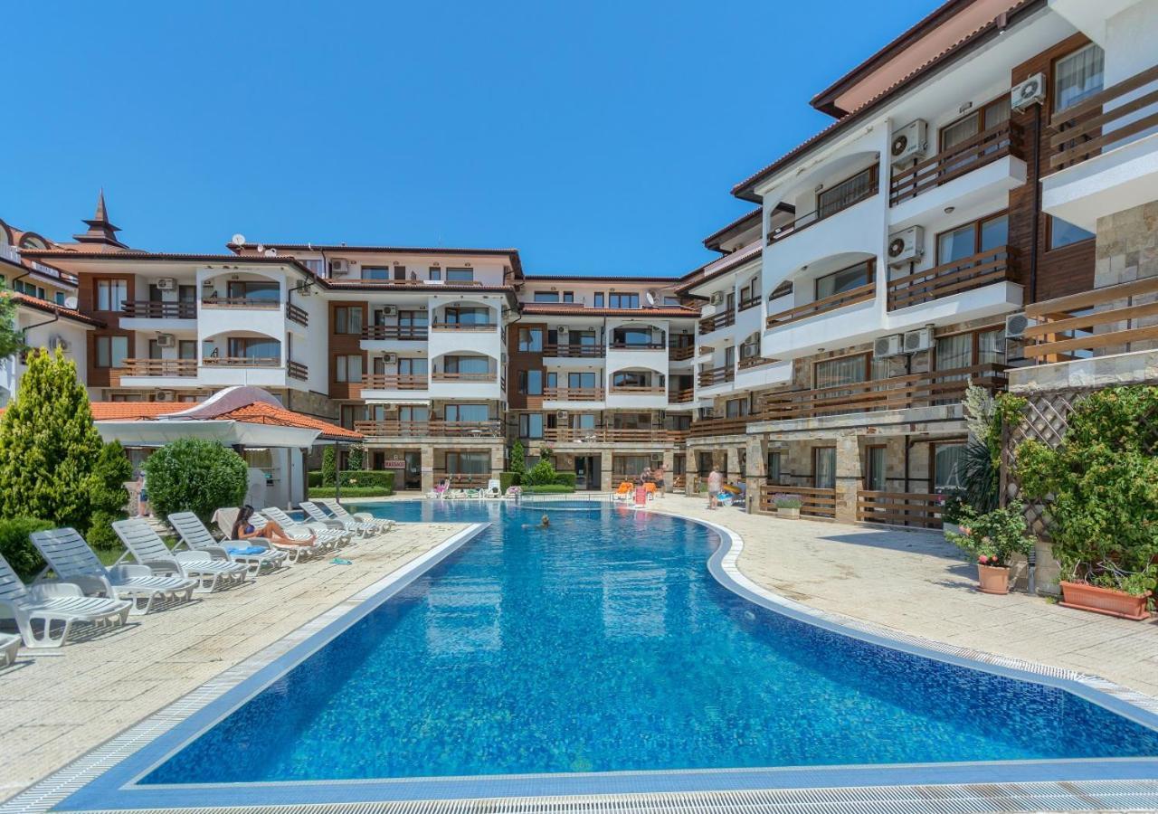 Robinson Beach Apartments Elenite Buitenkant foto