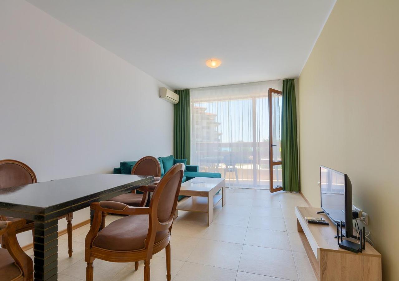 Robinson Beach Apartments Elenite Buitenkant foto
