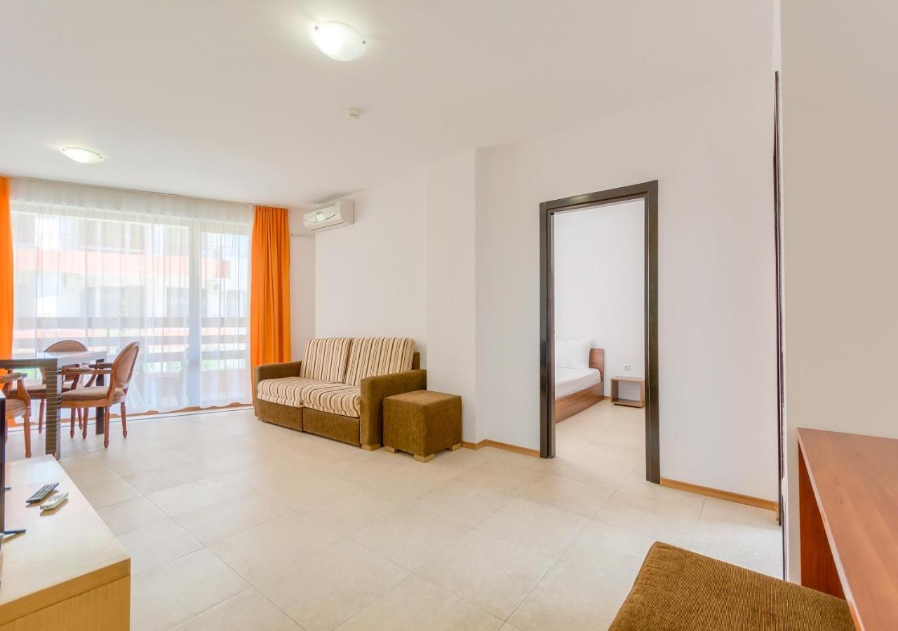 Robinson Beach Apartments Elenite Buitenkant foto