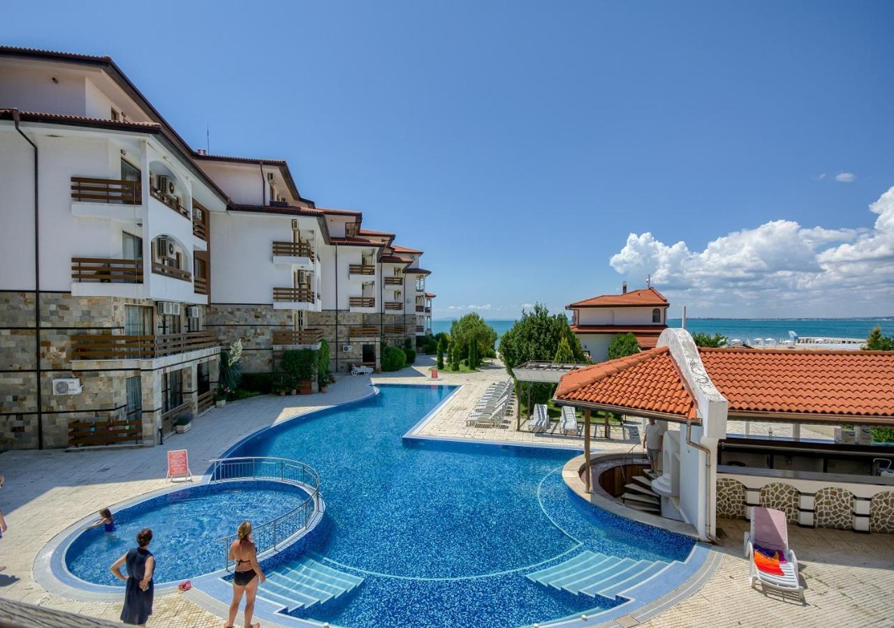 Robinson Beach Apartments Elenite Buitenkant foto